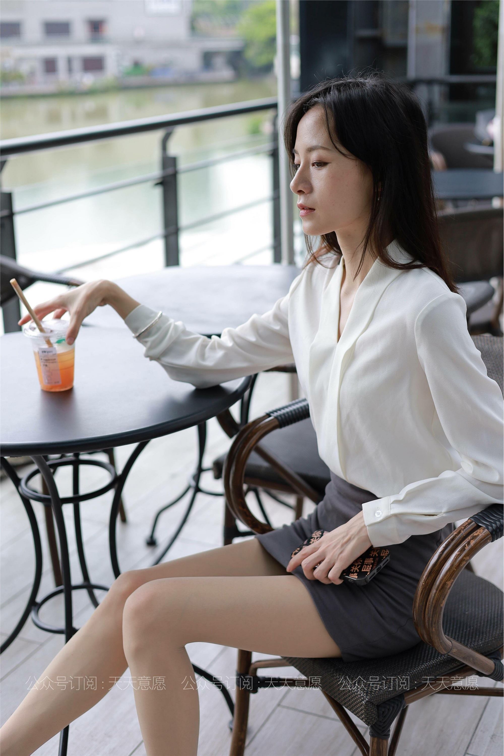 IESS异思趣向  2021.07.08 丝享家855：小六《白色OL装》